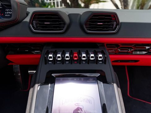 Used 2024 Lamborghini Huracan EVO AWD/4WD image 15