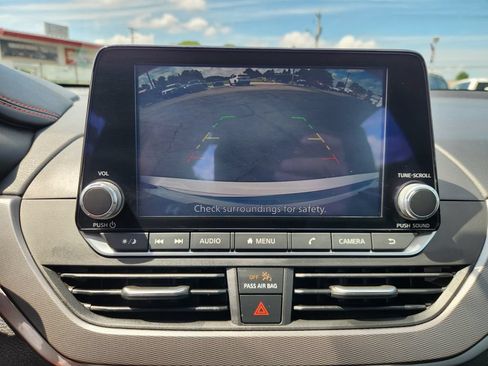 Used 2024 Nissan Altima 2.5 SR FWD image 27