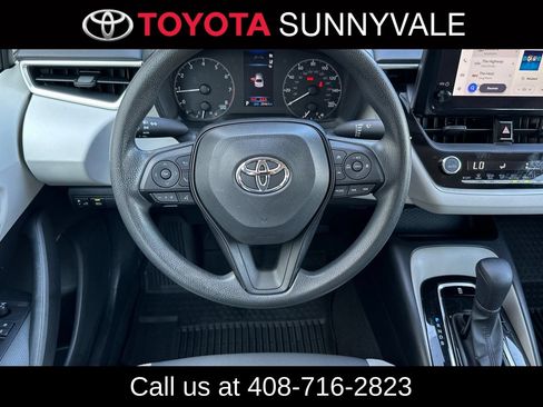 Used 2023 Toyota Corolla LE w/ LE Convenience Package FWD image 18