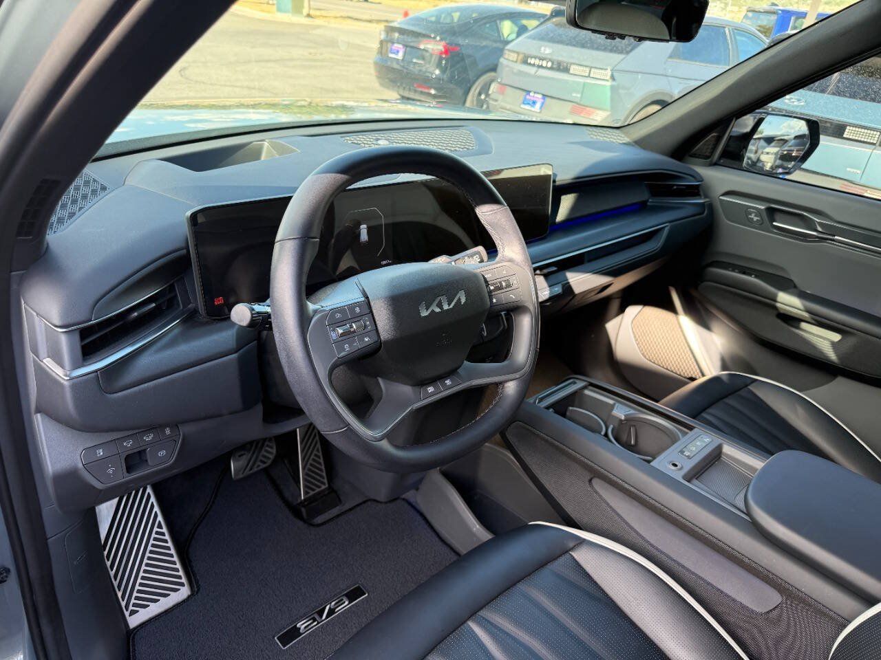Used 2024 Kia EV9 GT-Line AWD/4WD image 35