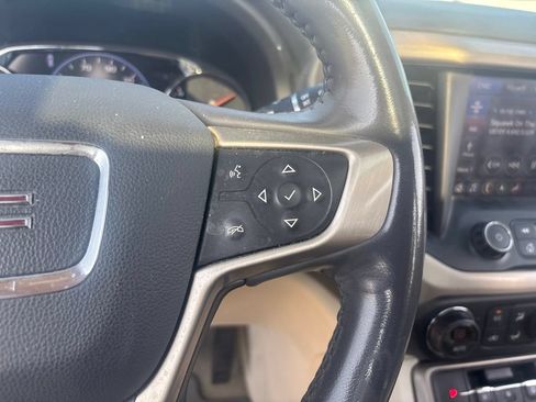 Used 2020 GMC Acadia Denali w/ Denali Ultimate Package AWD/4WD image 14