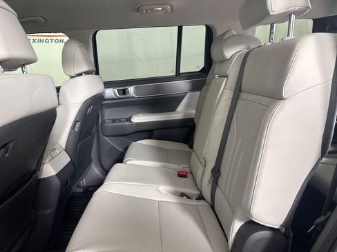 Used 2026 Hyundai Santa Fe SEL FWD image 22