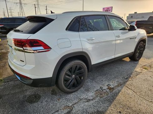 Used 2022 Volkswagen Atlas Cross Sport SE AWD/4WD image 5