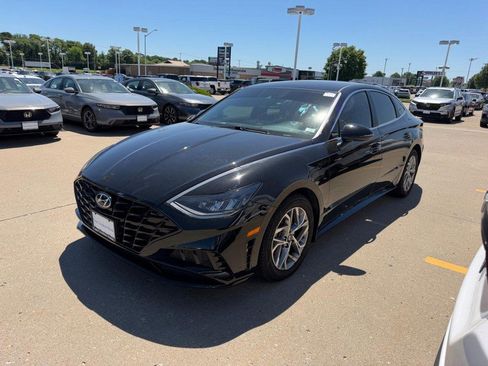 Used 2021 Hyundai Sonata SEL w/ Preferred Accessory Package FWD image 6