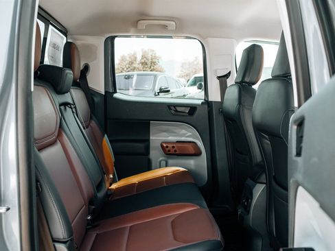 Used 2024 Ford Maverick Lariat FWD image 48