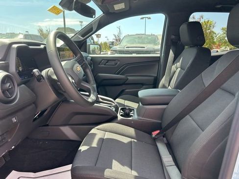 New 2026 Chevrolet Colorado W/T AWD/4WD image 15