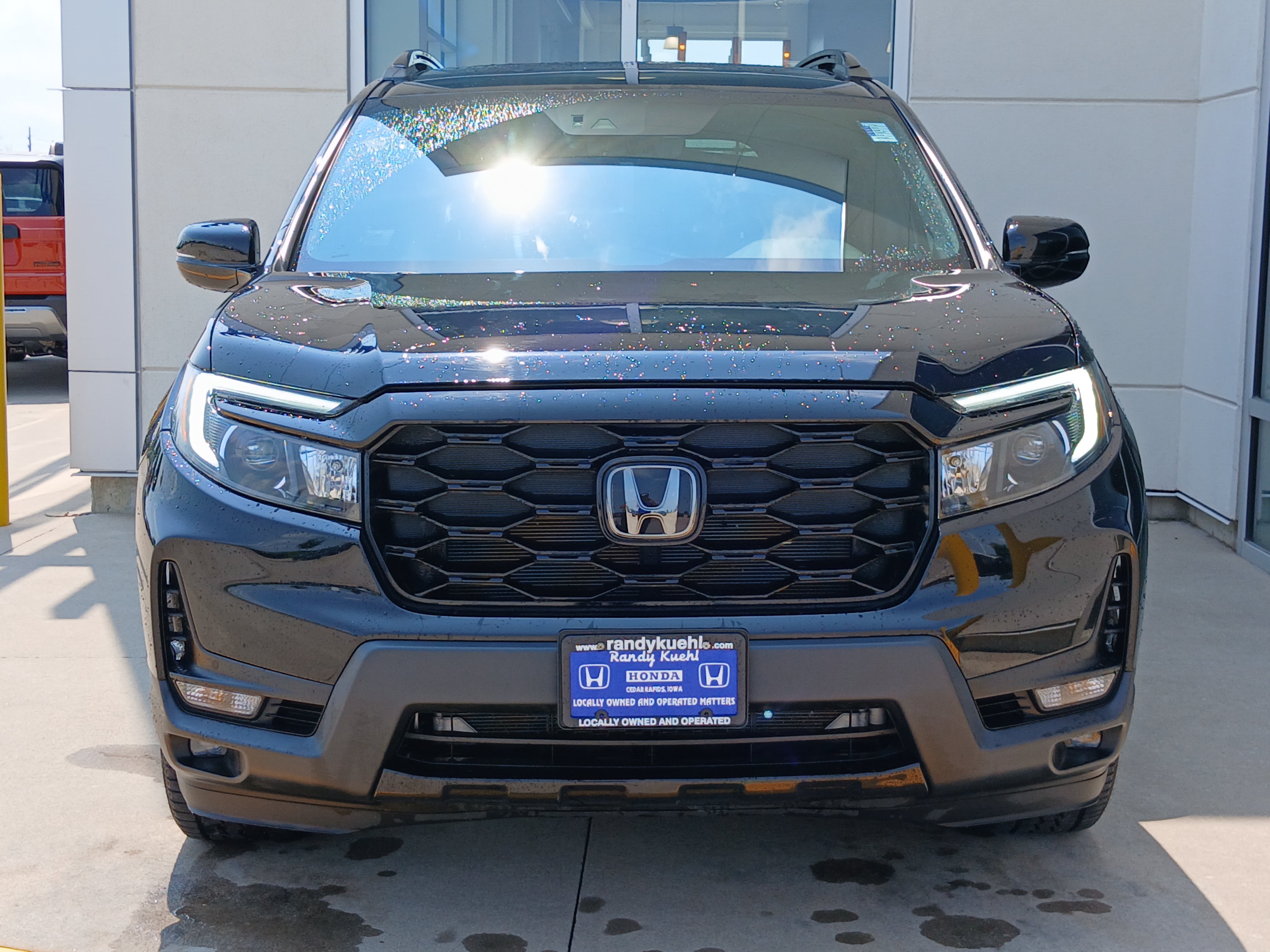 Used 2023 Honda Passport Elite image 4