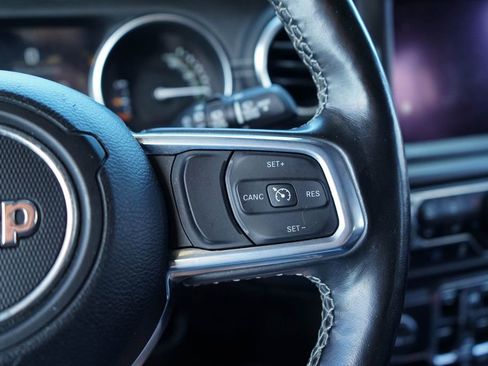 Used 2022 Jeep Wrangler Unlimited Sahara w/ Cold Weather Group image 32