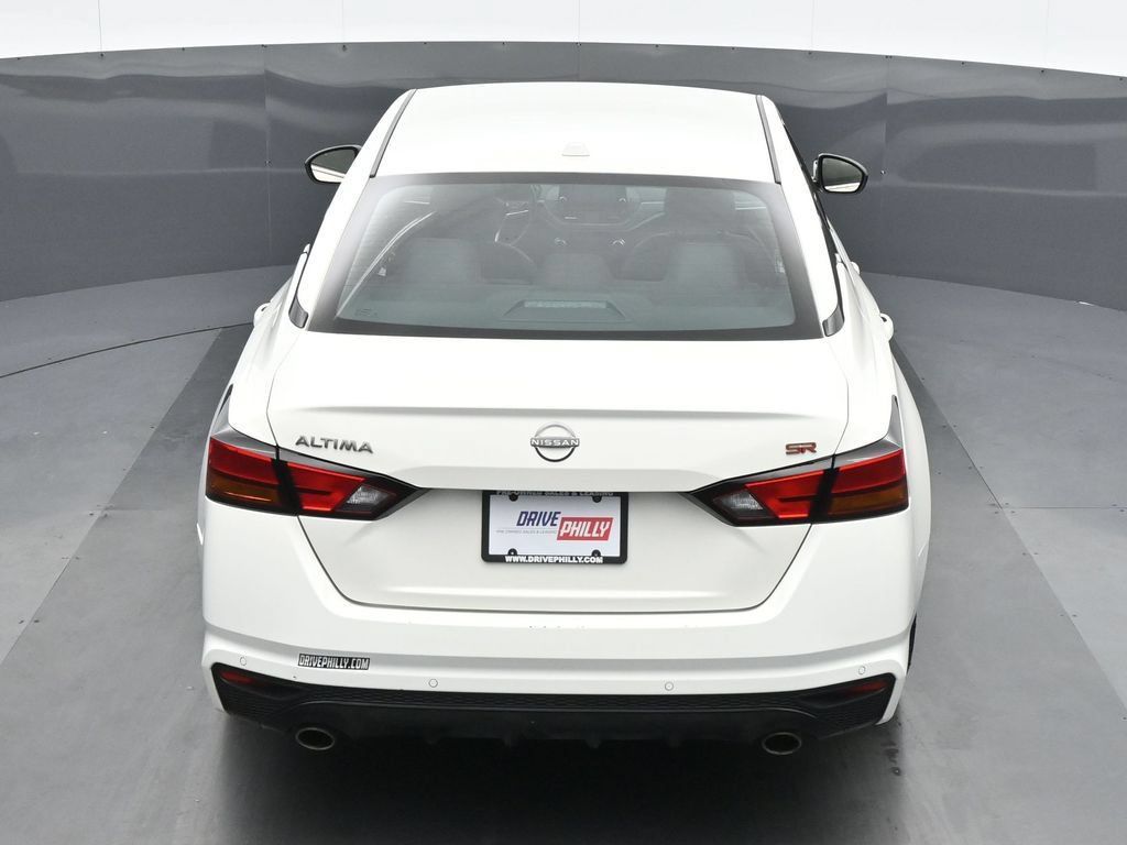 Used 2025 Nissan Altima 2.5 SR FWD image 21