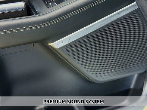 Used 2025 Ford Expedition Platinum AWD/4WD image 5