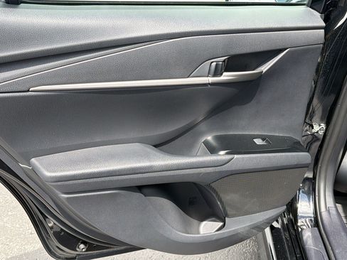 Used 2025 Toyota Camry SE w/ Convenience Package FWD image 25