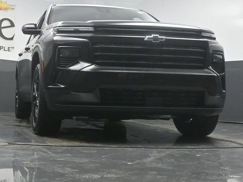 New 2026 Chevrolet Traverse LT w/ Midnight/Sport Edition image 3