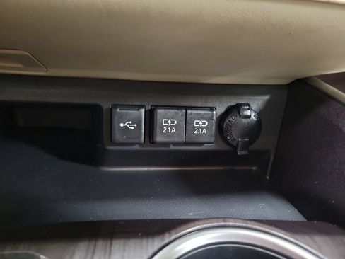 Used 2020 Toyota Highlander Platinum AWD/4WD image 20