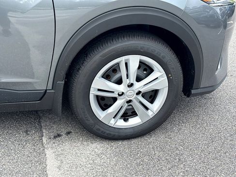 New 2025 Nissan Kicks Play S image 27
