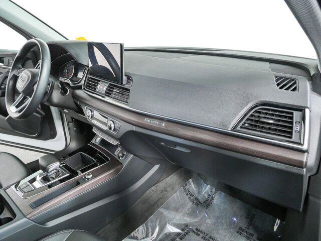 Used 2024 Audi Q5 2.0T Premium w/ Convenience Package AWD/4WD image 23