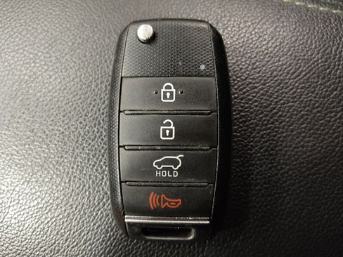 Used 2017 Kia Sportage LX AWD/4WD image 32