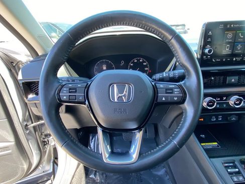 Used 2023 Honda CR-V EX-L image 16