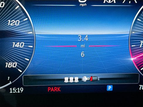 New 2025 Mercedes-Benz GLE 450 GLE 450 image 13