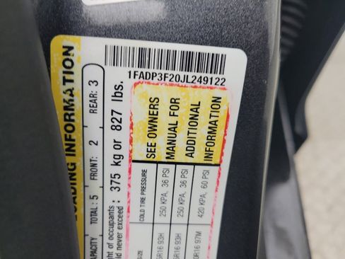 Used 2018 Ford Focus SE w/ Cold Weather Package image 33