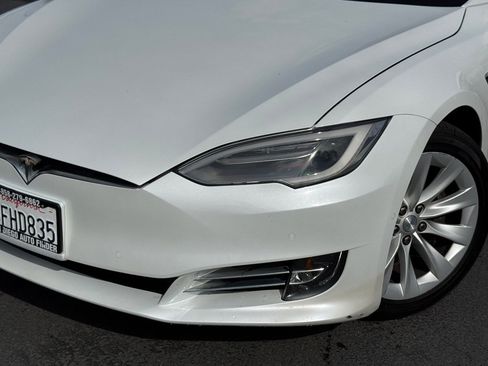 Used 2018 Tesla Model S AWD image 3