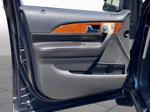 Used 2013 Lincoln MKX AWD image 21