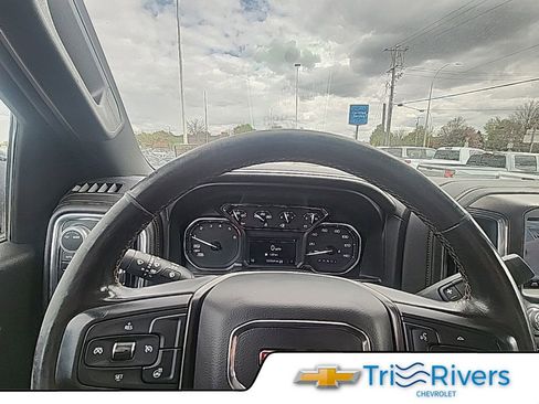 Used 2021 GMC Sierra 1500 AT4 w/ Driver Alert Package I AWD/4WD image 17