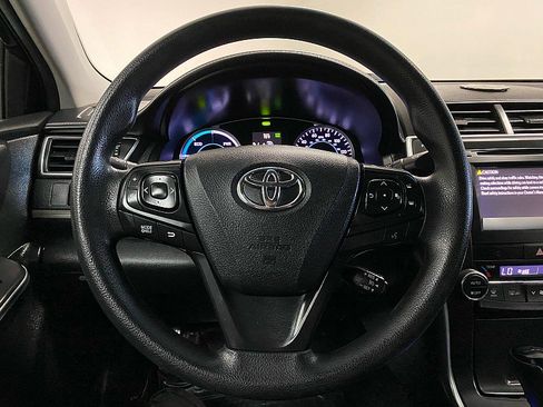 Used 2017 Toyota Camry LE image 20