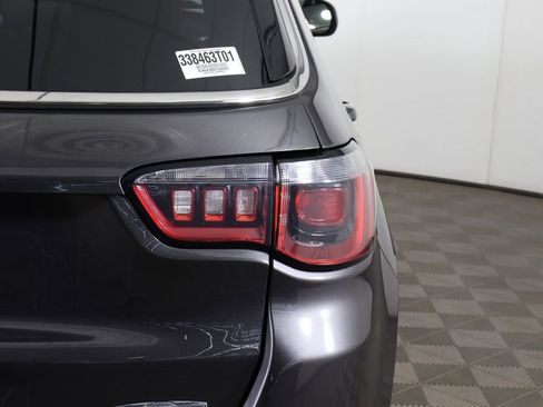 Used 2018 Jeep Compass Latitude w/ Cold Weather Group image 13