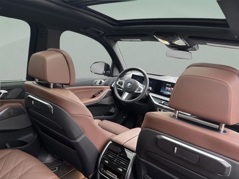 Used 2026 BMW X5 xDrive50e w/ Executive Package image 31