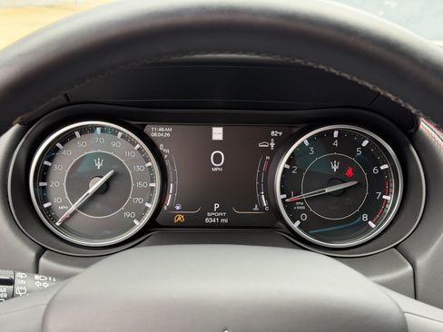 Used 2024 Maserati Levante GT Ultima AWD/4WD image 20