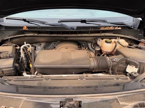 Used 2023 GMC Yukon XL AT4 w/ AT4 Premium Package AWD/4WD image 11