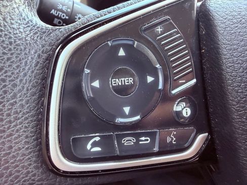 Used 2018 Honda Clarity Plug-In Hybrid image 18
