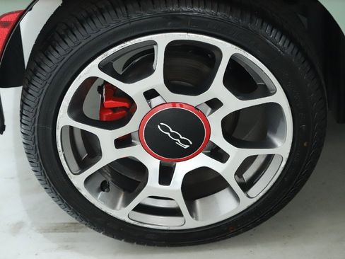 Used 2015 FIAT 500 Sport image 12