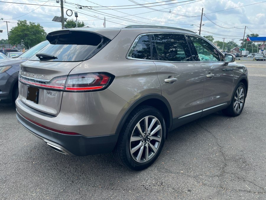 Used 2019 Lincoln Nautilus Select AWD/4WD image 5