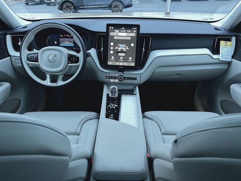 New 2026 Volvo XC60 B5 Ultra w/ Protection Package Premier image 23