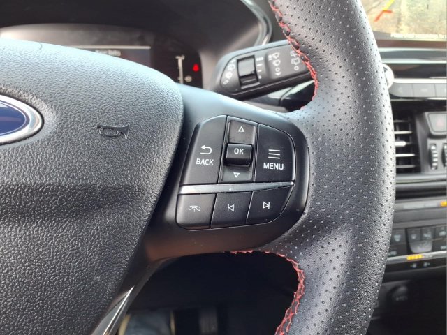 Used 2026 Ford Escape ST-Line AWD/4WD image 24