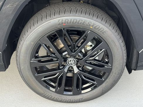 New 2026 Toyota RAV4 XSE AWD/4WD image 15