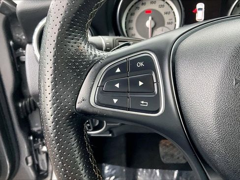 Used 2017 Mercedes-Benz GLA 250 4MATIC image 14