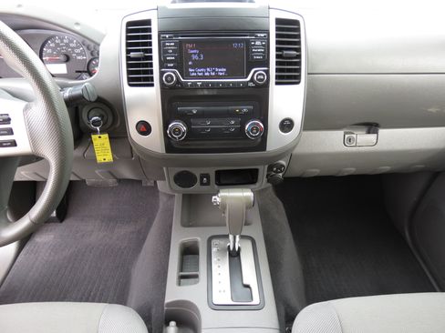 Used 2018 Nissan Frontier S w/ Work Truck Package image 19