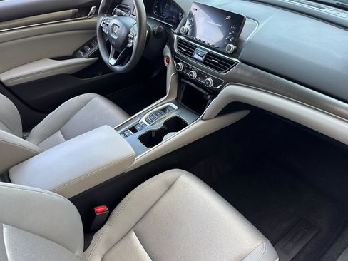 Used 2018 Honda Accord Hybrid image 33