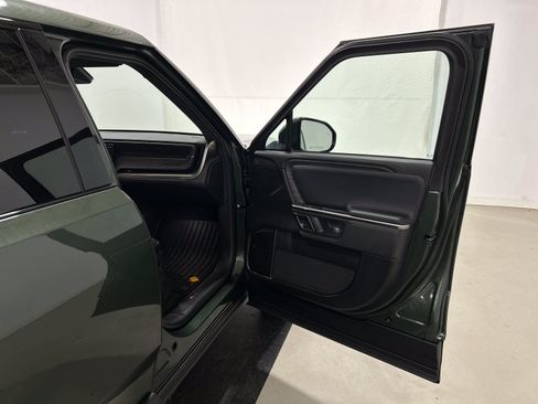 Used 2024 Rivian R1T Adventure AWD/4WD image 18