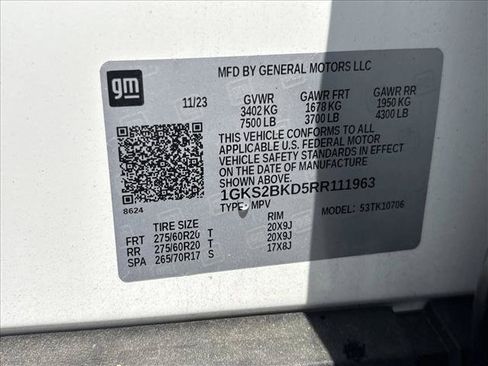 Used 2024 GMC Yukon SLT w/ SLT Luxury Package AWD/4WD image 27