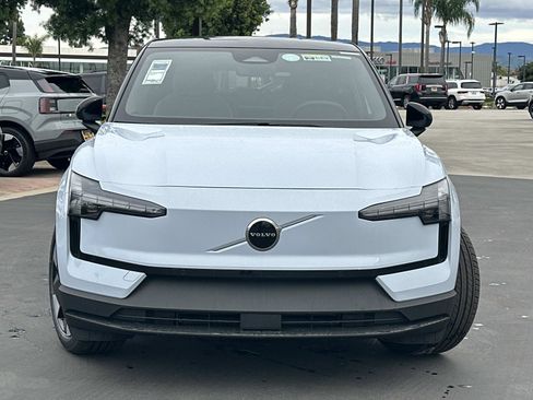 New 2026 Volvo EX30 Plus image 2