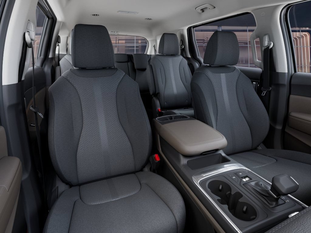 New 2027 Kia Carnival LX FWD image 15