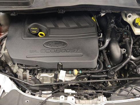 Used 2017 Ford Escape SE w/ SE Sport Appearance Package image 30