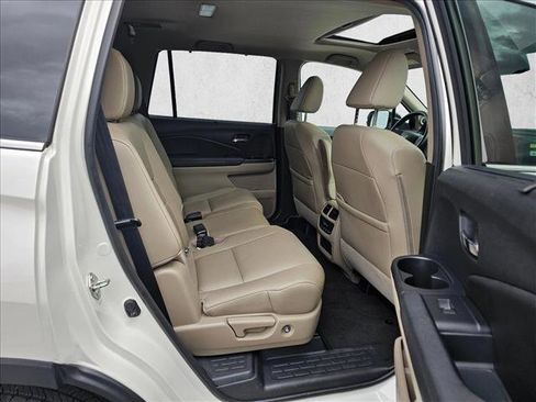 Used 2019 Honda Pilot EX-L image 11