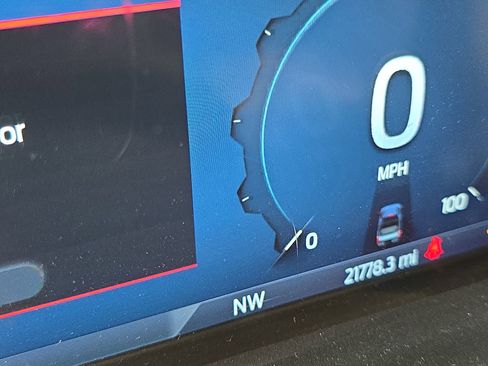 Used 2024 Ford F250 Platinum image 15