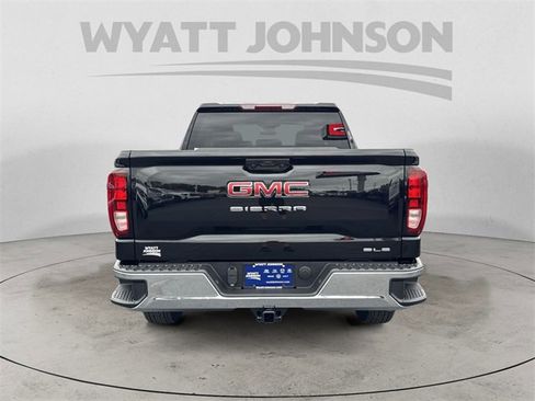 New 2026 GMC Sierra 1500 SLE image 4