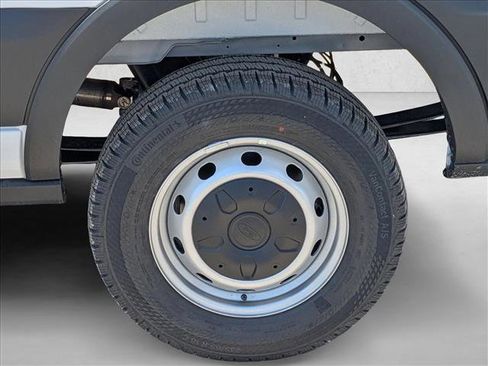 New 2026 Ford Transit 250 148 Medium Roof image 9