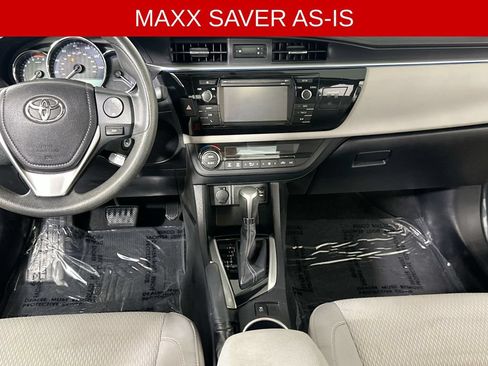 Used 2015 Toyota Corolla LE FWD image 18